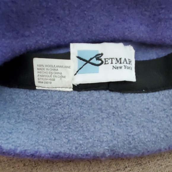 Wool cloche style winter hat - Picture 2 of 2